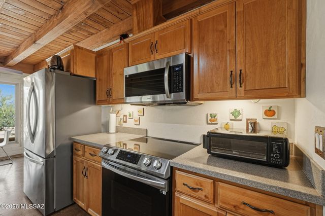 2481 N Lloyd Bush Drive, Tucson, AZ 85745