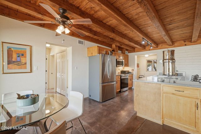 2481 N Lloyd Bush Drive, Tucson, AZ 85745