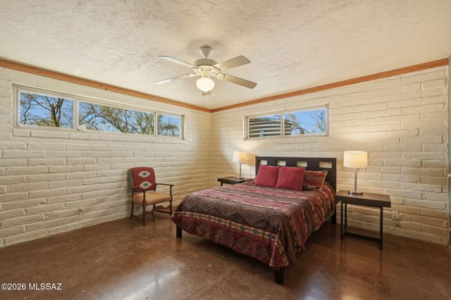 2481 N Lloyd Bush Drive, Tucson, AZ 85745