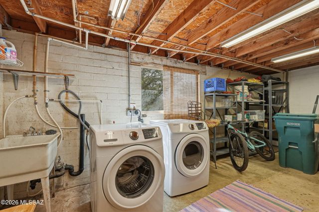 2481 N Lloyd Bush Drive, Tucson, AZ 85745