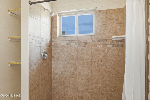 2481 N Lloyd Bush Drive, Tucson, AZ 85745