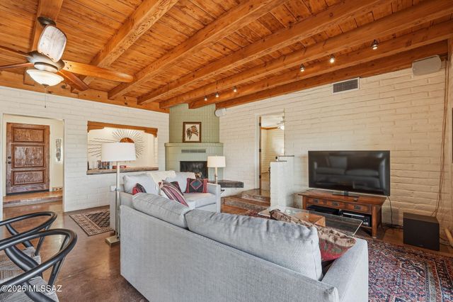 2481 N Lloyd Bush Drive, Tucson, AZ 85745