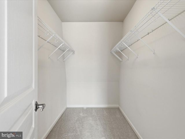 3153 BLUE BARN WAY, Fairfax, VA 22031