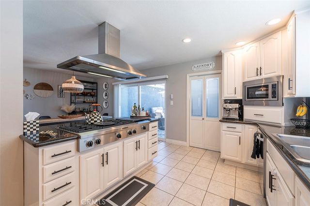18417 Glenburn Avenue, Torrance, CA 90504