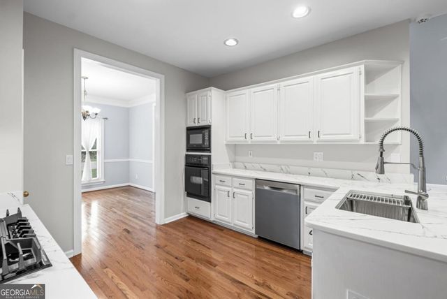 2660 Peregrine Court, Suwanee, GA 30024