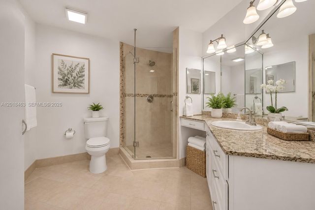 15725 SW 102nd Place, Miami, FL 33157