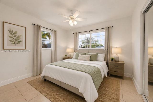 15725 SW 102nd Place, Miami, FL 33157