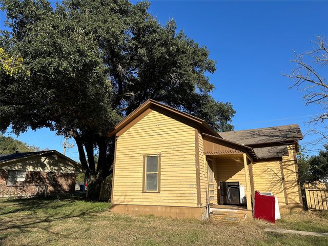 512 S Mckinney Street, Mexia, TX 76667