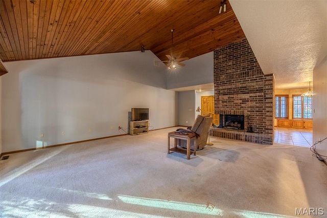 25670 Open Ridge Lane, Lebanon, MO 65536