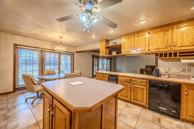 25670 Open Ridge Lane, Lebanon, MO 65536