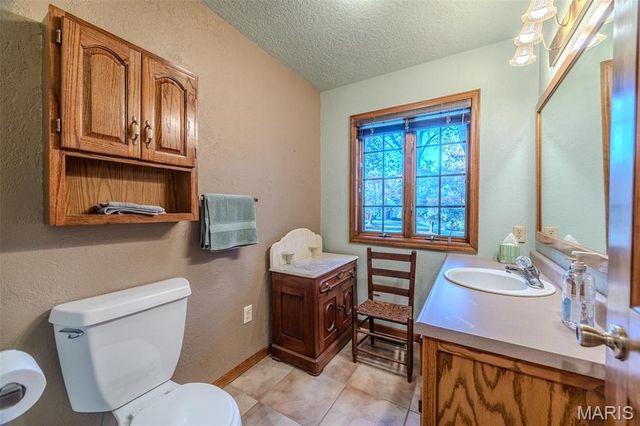 25670 Open Ridge Lane, Lebanon, MO 65536