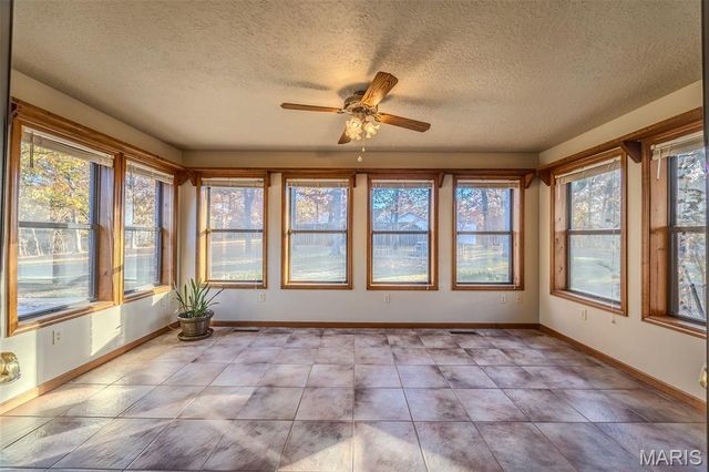 25670 Open Ridge Lane, Lebanon, MO 65536