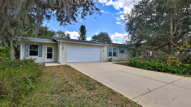 415 SIOUX BOULEVARD, Oak Hill, FL 32759