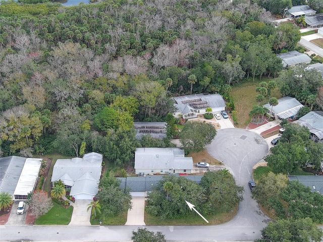 415 SIOUX BOULEVARD, Oak Hill, FL 32759