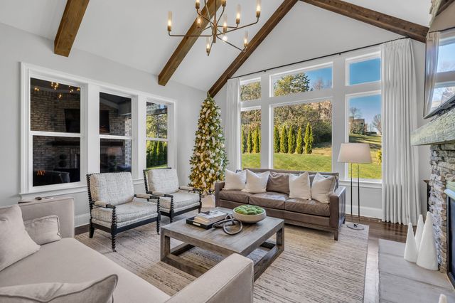 1931 Parade Dr, Brentwood, TN 37027