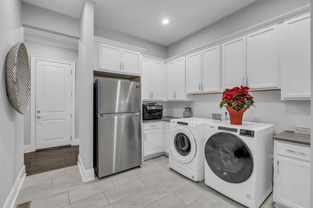 1931 Parade Dr, Brentwood, TN 37027