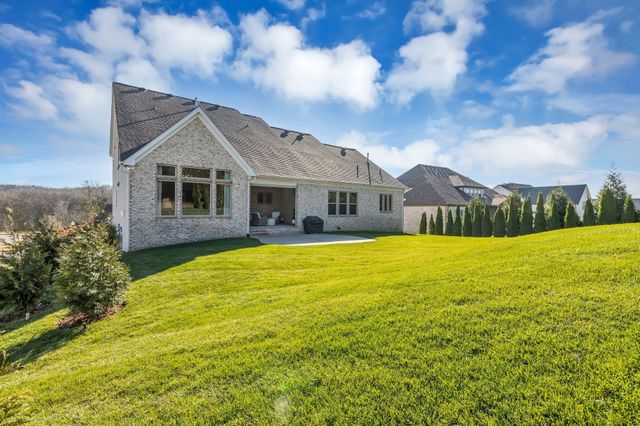 1931 Parade Dr, Brentwood, TN 37027