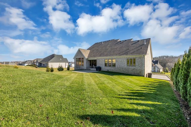 1931 Parade Dr, Brentwood, TN 37027