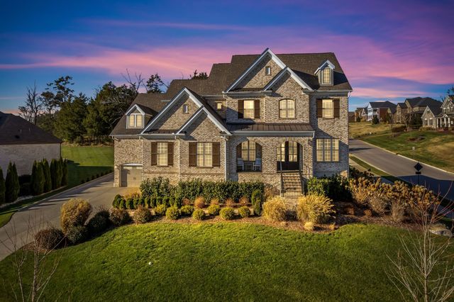 1931 Parade Dr, Brentwood, TN 37027