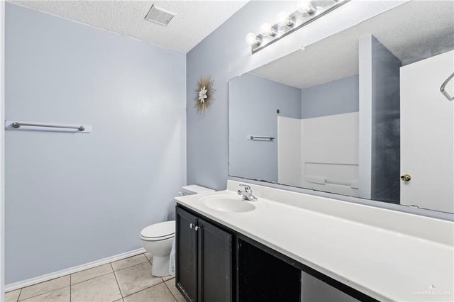 2246 Llano Grande Lane, Edinburg, TX 78542