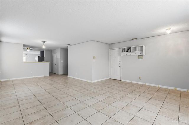 2246 Llano Grande Lane, Edinburg, TX 78542