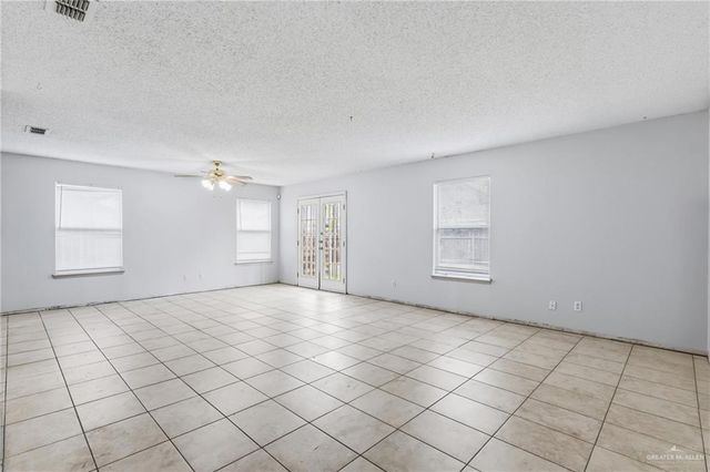 2246 Llano Grande Lane, Edinburg, TX 78542