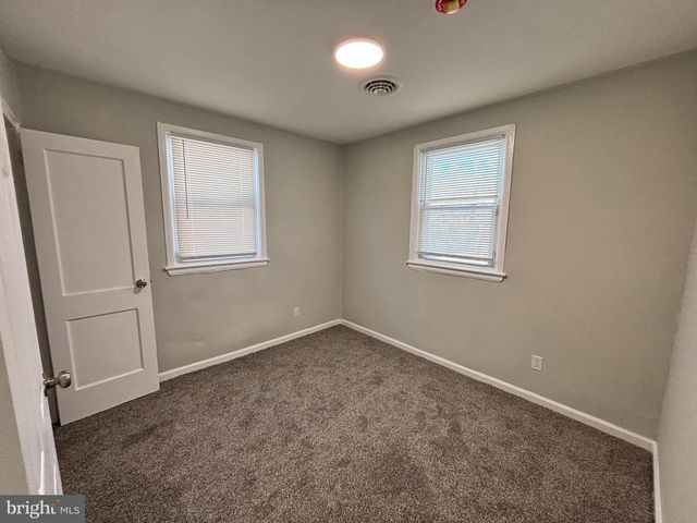 162 KINSLEY RD, Pemberton, NJ 08068