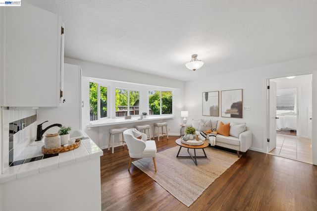 7747 Desertwood Ln, Pleasanton, CA 94588
