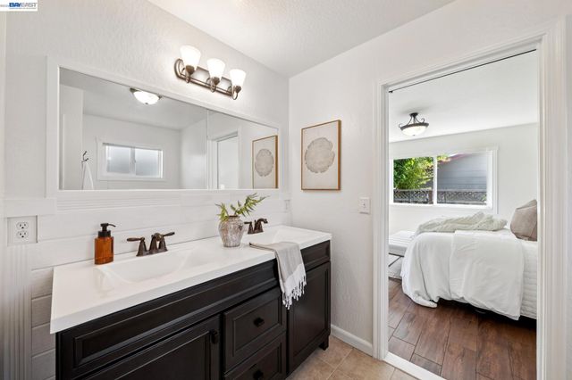 7747 Desertwood Ln, Pleasanton, CA 94588