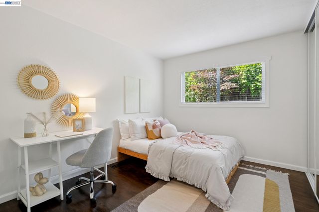 7747 Desertwood Ln, Pleasanton, CA 94588