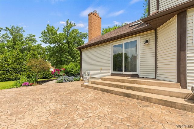 7 Opal Court, Amherst, NY 14051