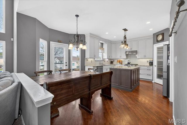 1249 Arbor Bluff Circle, Ballwin, MO 63021