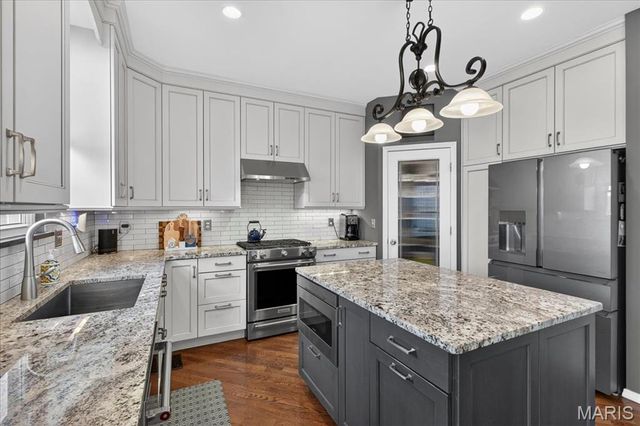 1249 Arbor Bluff Circle, Ballwin, MO 63021