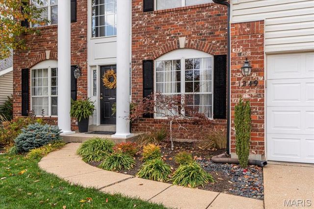 1249 Arbor Bluff Circle, Ballwin, MO 63021