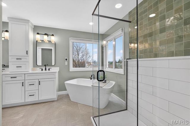 1249 Arbor Bluff Circle, Ballwin, MO 63021