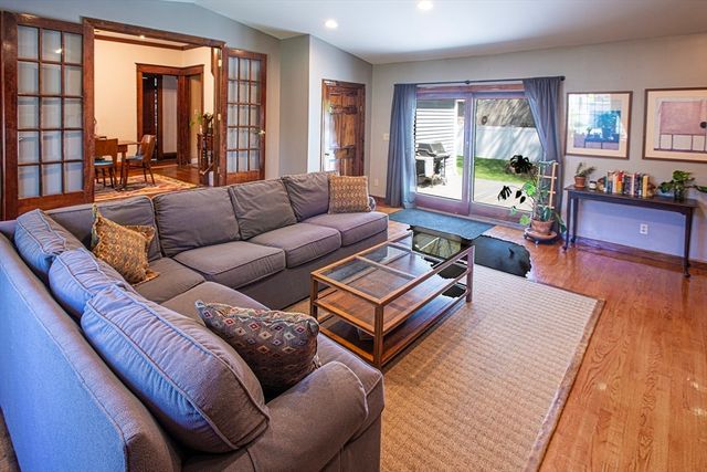 107 Lyman St, South Hadley, MA 01075