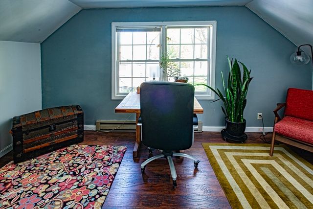107 Lyman St, South Hadley, MA 01075