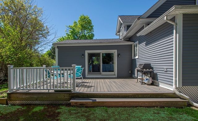 107 Lyman St, South Hadley, MA 01075