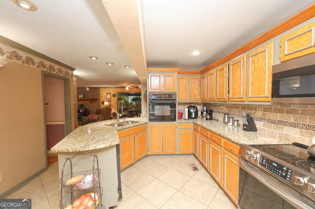 1142 Hammett Road, Lagrange, GA 30241