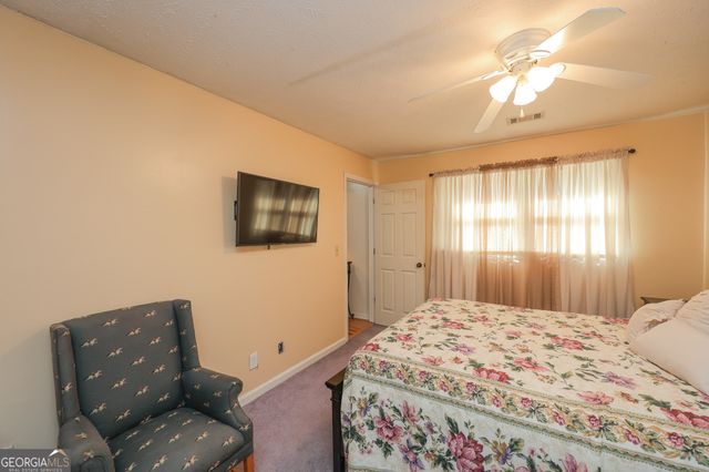 1142 Hammett Road, Lagrange, GA 30241