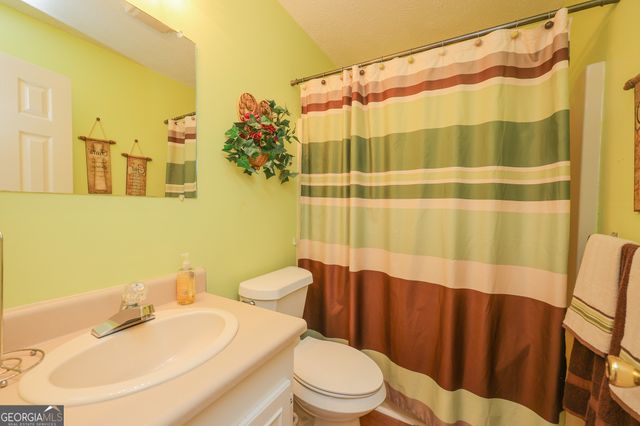 1142 Hammett Road, Lagrange, GA 30241