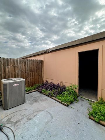 12400 Brookglade Circle 51, Houston, TX 77099