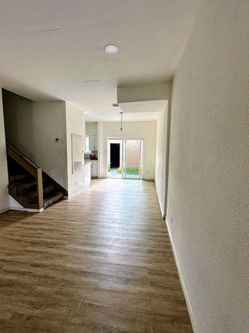 12400 Brookglade Circle 51, Houston, TX 77099