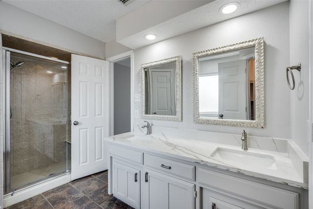 3657 Village Green Drive, Grand Prairie, TX 75052