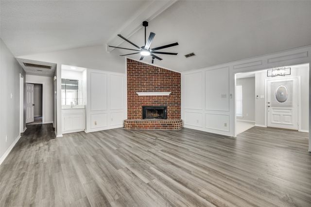 3657 Village Green Drive, Grand Prairie, TX 75052