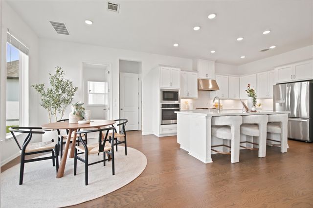 1108 Trevi Fontana DR, Leander, TX 78641