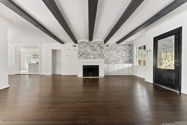 1100 Garraty, Terrell Hills, TX 78209