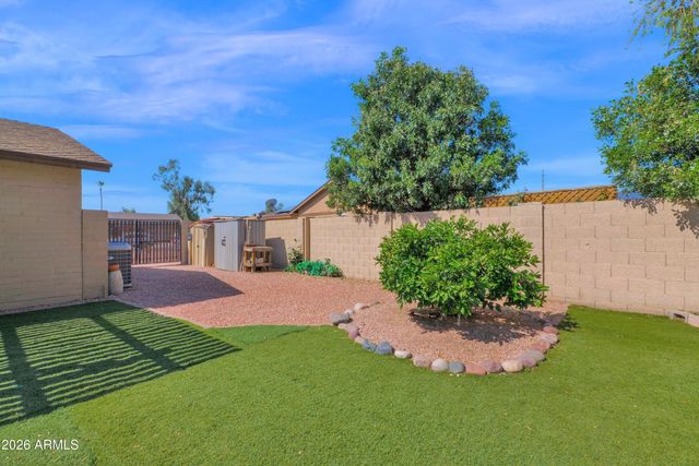 8832 E FRIESS Drive, Scottsdale, AZ 85260