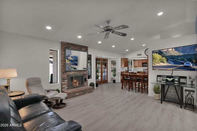8832 E FRIESS Drive, Scottsdale, AZ 85260