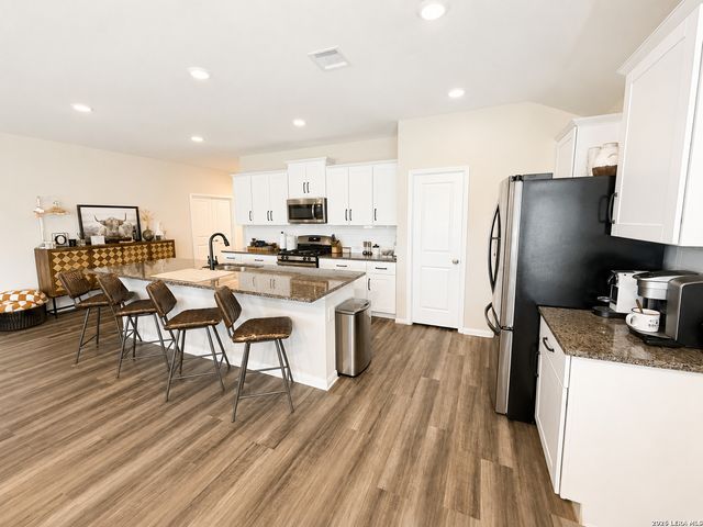 5549 Black Walnut, Bulverde, TX 78163